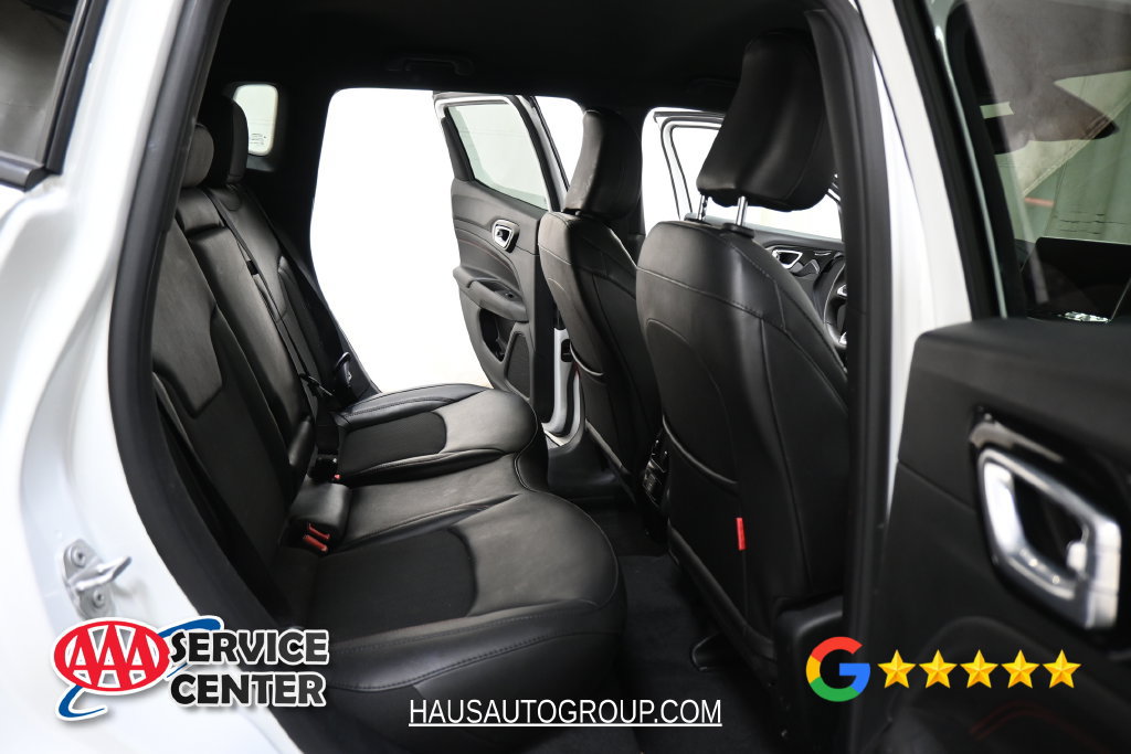 Used 2023 Jeep Compass Trailhawk AWD/4WD image 11