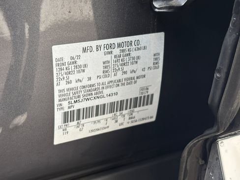 Used 2022 Lincoln Aviator Reserve w/ Equipment Group 201A image 23