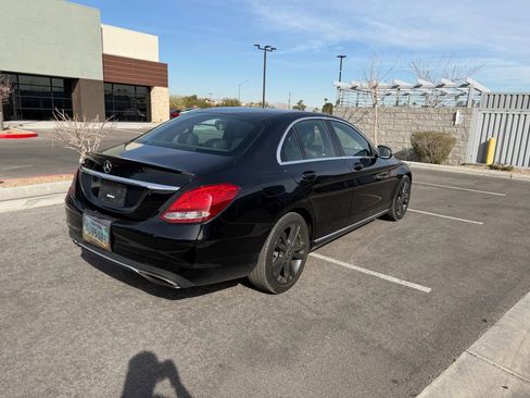 Used 2018 Mercedes-Benz C 300 Sedan image 7