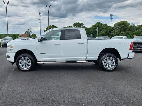 Used 2024 RAM 2500 Laramie w/ Sport Appearance Package image 5
