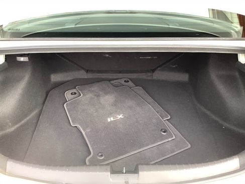 Used 2015 Acura ILX w/ Premium Package FWD image 12