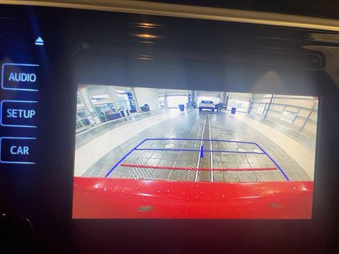 Used 2017 Toyota Corolla LE image 8