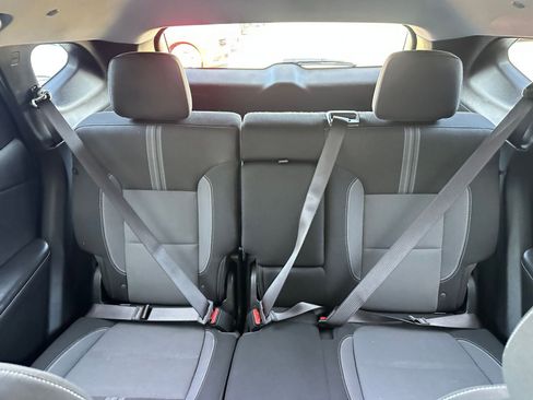 Used 2025 Chevrolet Blazer LT image 39