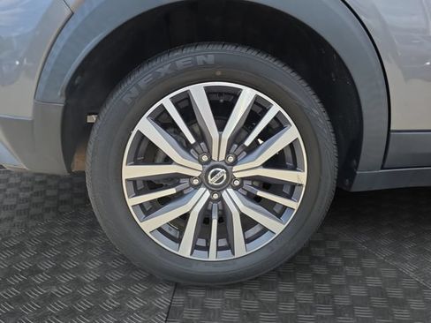 Used 2021 Nissan Kicks SV FWD image 33