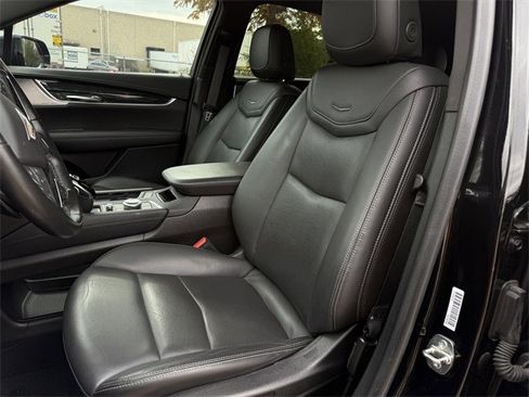 Used 2022 Cadillac XT5 Premium Luxury w/ Technology Package image 27