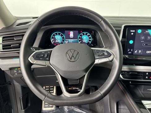 Used 2024 Volkswagen Atlas Peak Edition SE AWD/4WD image 11
