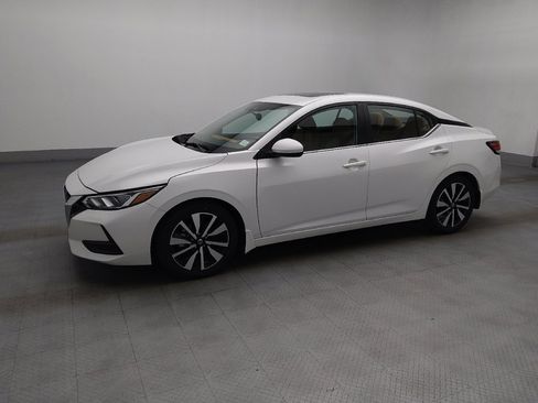 Used 2022 Nissan Sentra SV w/ SV Premium Package FWD image 2
