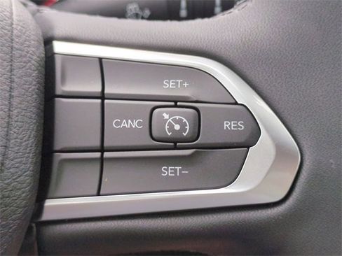 New 2026 Jeep Compass Latitude image 24