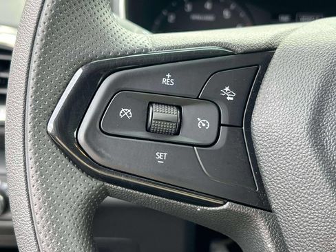Used 2023 Chevrolet TrailBlazer LT FWD image 21