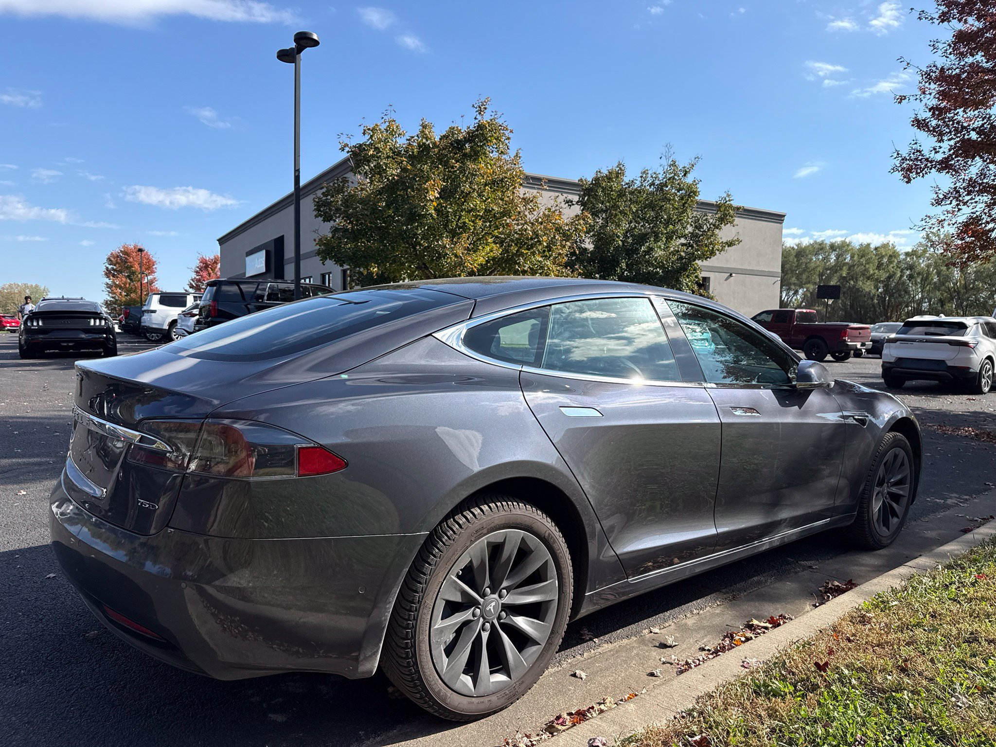 Used 2018 Tesla Model S 75D AWD/4WD image 5