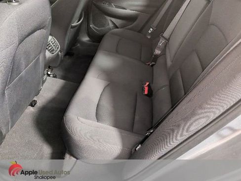 Used 2023 Chevrolet Malibu LT image 27