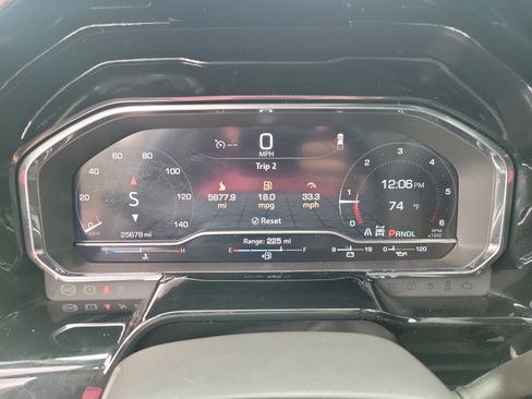 Used 2024 GMC Sierra 1500 Elevation image 19