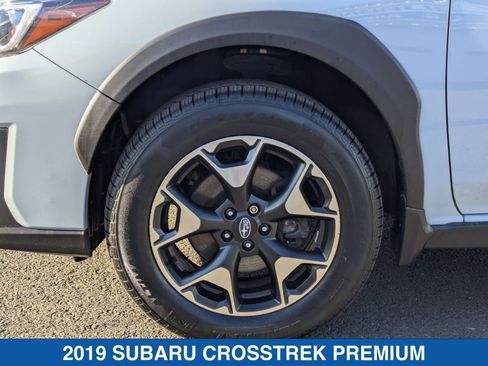 Used 2019 Subaru Crosstrek 2.0i Premium w/ Eyesight System image 11