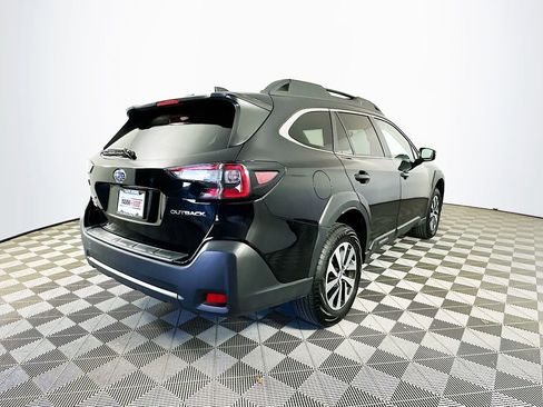 Used 2024 Subaru Outback Premium w/ Popular Package #1A AWD/4WD image 10