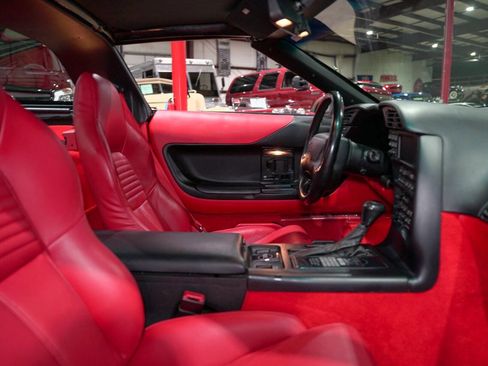 Used 1995 Chevrolet Corvette Coupe image 40