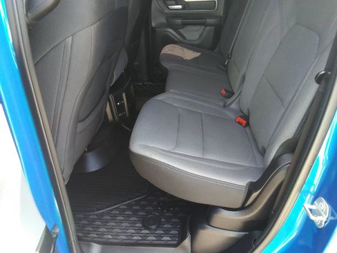 Used 2021 RAM 1500 Big Horn AWD/4WD image 13