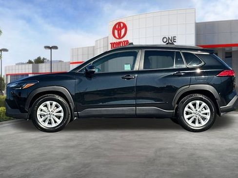 Certified 2023 Toyota Corolla Cross LE w/ Moonroof Package image 9