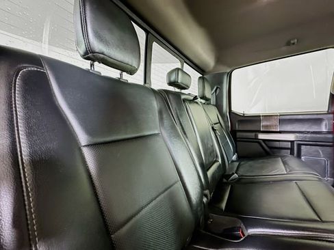 Used 2019 Ford F350 Lariat w/ Chrome Package image 27