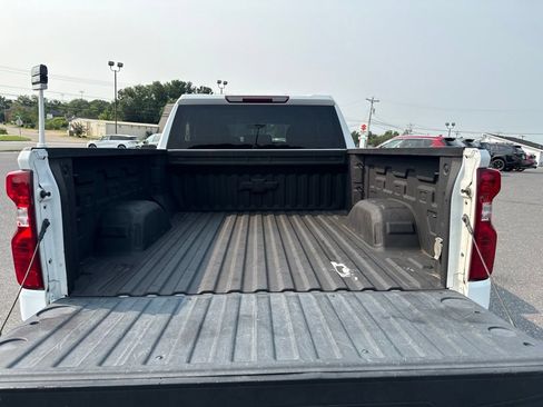 Used 2021 Chevrolet Silverado 1500 LT w/ Bed Protection Package AWD/4WD image 30