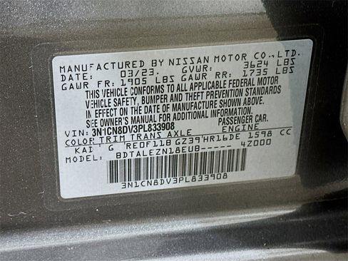 Used 2023 Nissan Versa S w/ Trunk Package image 30