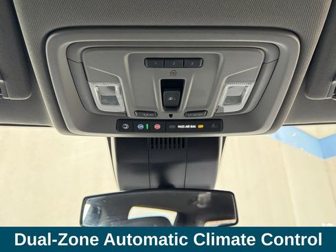 Used 2022 Chevrolet Silverado 1500 LT Trail Boss w/ Convenience Package II image 26