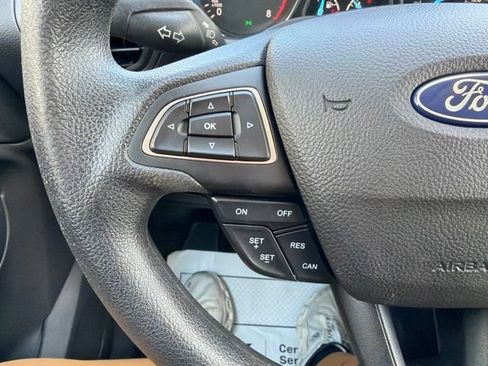 Used 2018 Ford Escape SE w/ SE Sync 3 Package FWD image 23