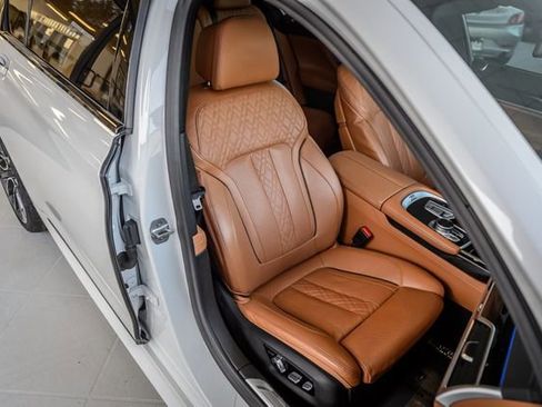 Used 2020 BMW 740i xDrive w/ M Sport Package image 46