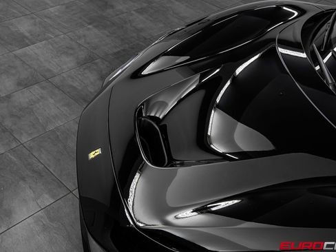 Used 2022 Ferrari F8 Tributo RWD image 11