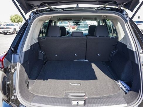 New 2026 Nissan Rogue S image 27