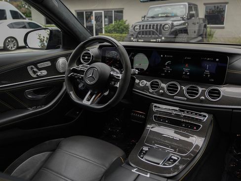 Used 2023 Mercedes-Benz E 63 AMG S image 23