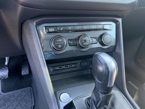 Used 2020 Volkswagen Tiguan S AWD/4WD image 12