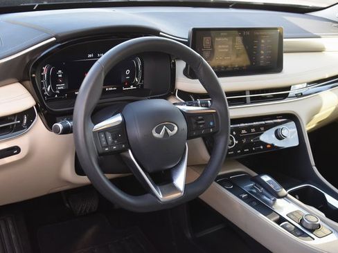 Certified 2025 INFINITI QX60 Luxe image 14