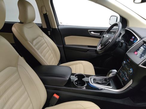 Used 2016 Ford Edge SEL w/ Equipment Group 201A image 21