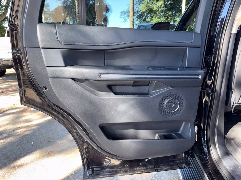 Used 2023 Ford Expedition XLT RWD image 66