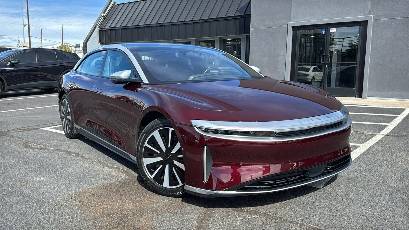 Used 2024 Lucid Air Grand Touring AWD/4WD image 1