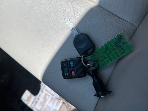 Used 2010 Ford Explorer Eddie Bauer AWD/4WD image 31