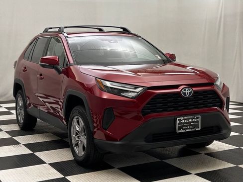 Used 2024 Toyota RAV4 XLE w/ Convenience Package AWD/4WD image 2