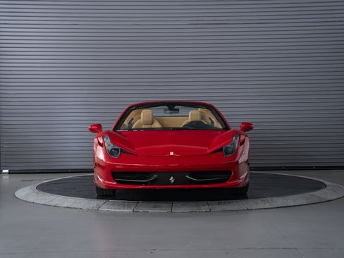 Used 2012 Ferrari 458 Spider RWD image 8