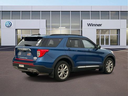 Used 2022 Ford Explorer XLT w/ Equipment Group 202A AWD/4WD image 5