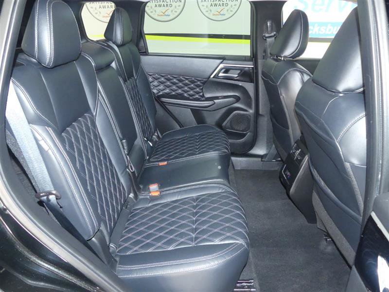Used 2022 Mitsubishi Outlander SEL AWD/4WD image 23