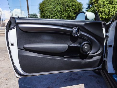 Used 2024 MINI Cooper SE FWD image 33