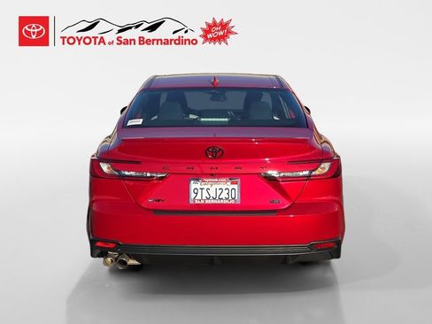 Certified 2025 Toyota Camry SE image 4