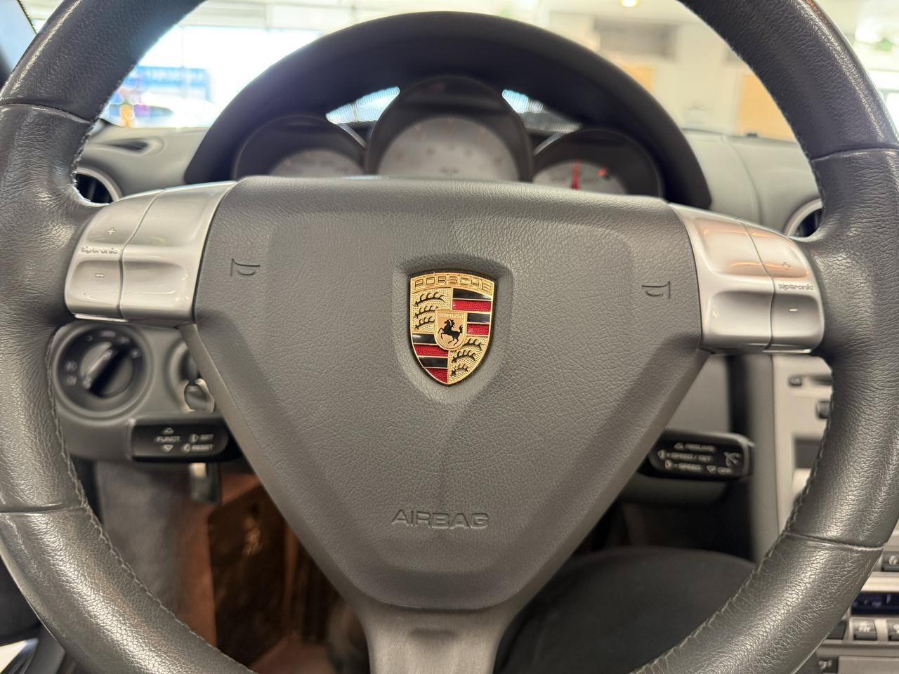 Used 2005 Porsche Boxster S RWD image 12