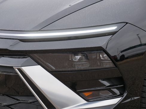 Used 2025 Hyundai Sonata SEL image 16