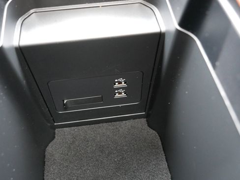 Used 2023 MAZDA CX-50 Meridian Edition w/ Cargo Package image 33