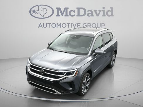 Used 2023 Volkswagen Taos SEL AWD/4WD image 35