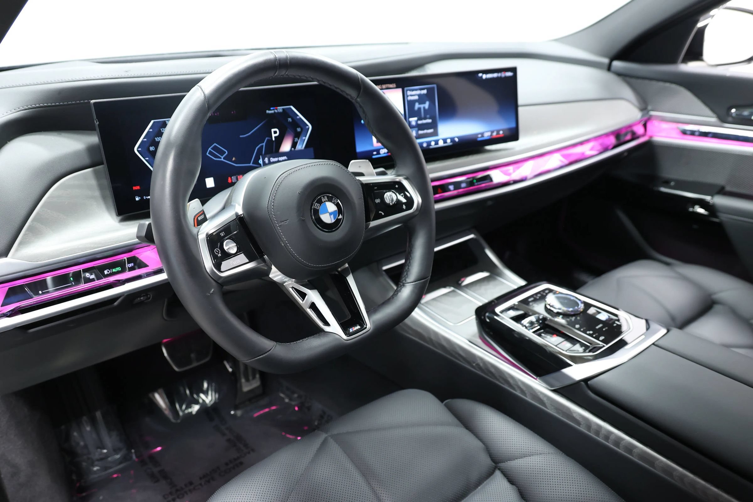 Used 2025 BMW 740i RWD image 2