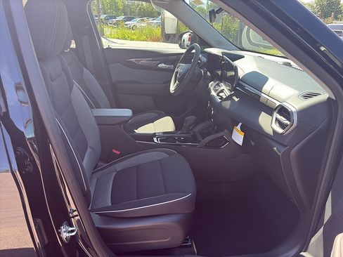 New 2026 Chevrolet TrailBlazer LS w/ LS Convenience Package FWD image 13