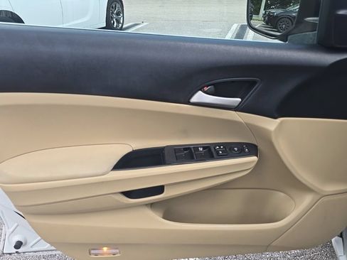 Used 2012 Honda Accord LX image 14