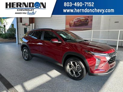 New 2025 Chevrolet Trax LT w/ Sunroof Package